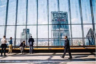 哪些第三方渠道在銷售保險(xiǎn)？